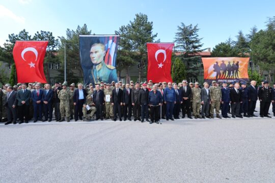 Engelli bireyler temsili askerlikte yemin etti