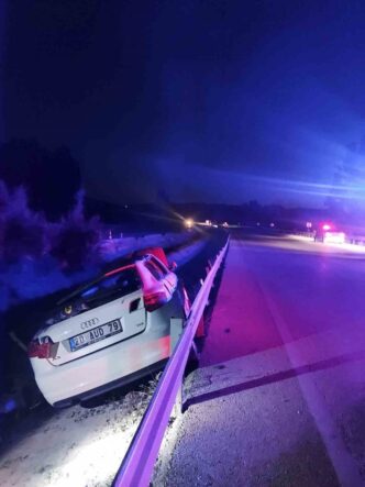afyonkarahisarda-trafik-kazasi-1-olu-3-yarali_cbdd694c3cd8