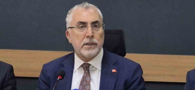 calisma-ve-sosyal-guvenlik-bakani-vedat-isikhan-turkiye-artik-gelismelerin-seyrine-yon-veren-bir-ulkedir_26ec2aebb077