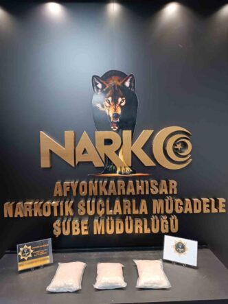 minibusun-koltuk-dosemesinden-3-kilogram-uyusturucu-cikti_89015c706be7