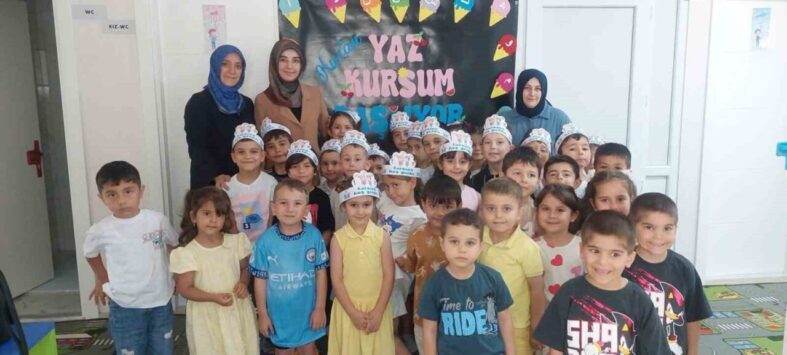 ogrenciler-yaza-kuran-i-kerim-ile-basladi_9930b9f3d85e