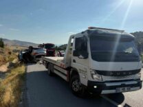 afyonkarahisarda-trafik-kazasi-1-olu-7-yarali_9081afc649a6
