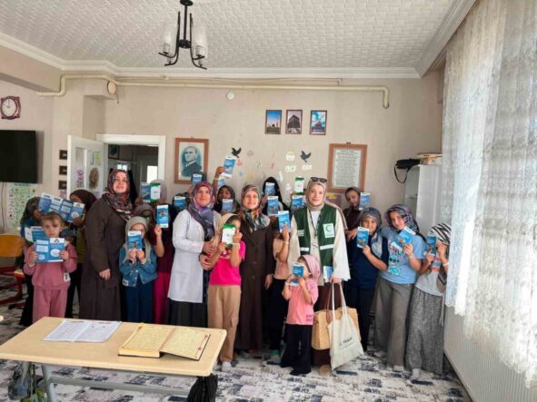 bagimlilikla-mucadele-seminerleri-devam-ediyor_b438c7dbd887