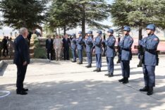 bakan-guler-17nci-hava-ve-fuze-savunma-us-komutanligini-ziyaret-etti_1d41f7ca354e