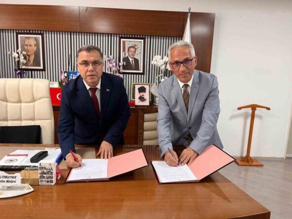 sehitliklerdeki-anitlarin-bakim-ve-onarimi-icin-protokol-imzalandi_a3b24a707310