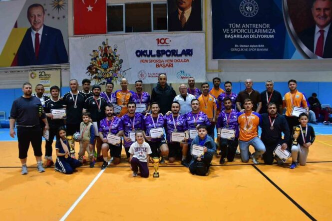 4-kamu-spor-oyunlari-futsal-musabakalari-sona-erdi_7ef19fbf2317