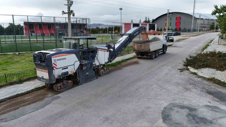 bolvadinde-alt-ve-ust-yapi-calismalari-suruyor_34f433657679