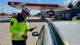 bolvadinde-jandarma-ekipleri-trafik-denetimlerini-arttirdi_e20b7629de71