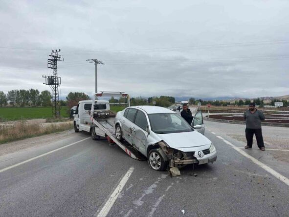 refuje-giren-otomobil-surucusu-yaralandi_274815cc10bd