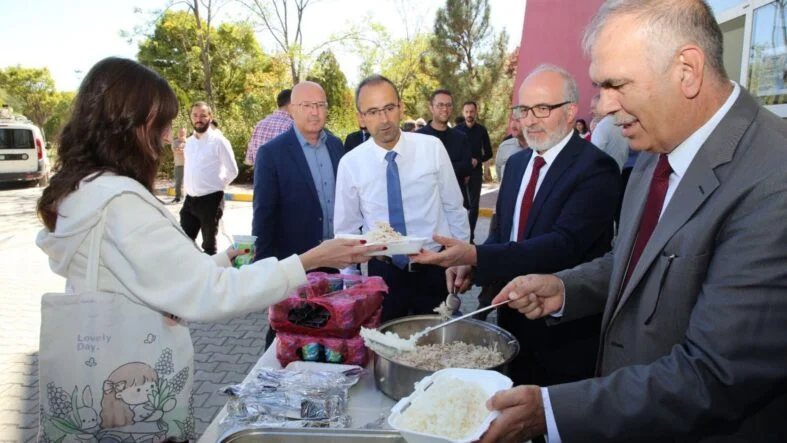 AKÜ turizm