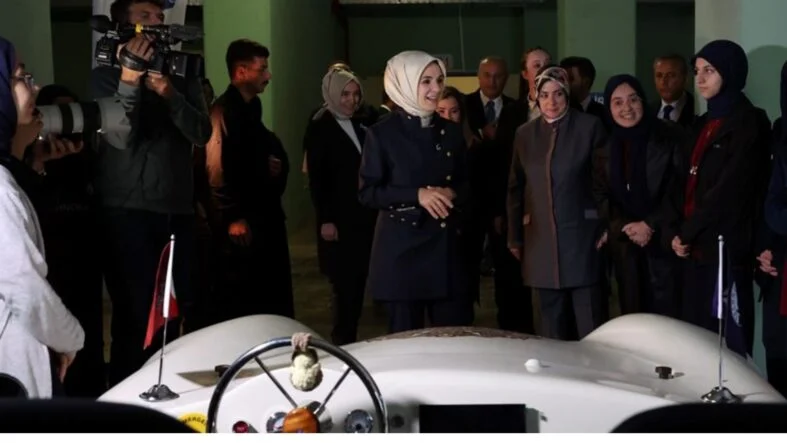 Bakan Mahinur Özdemir Göktaş