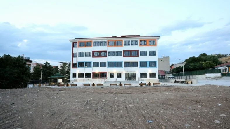 Sandıklı Ali Çetinkaya Ortaokulu (2)