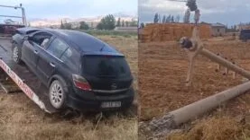 sandıklı kaza elektirik direği devrildi