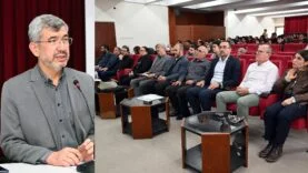 AKÜ konferans