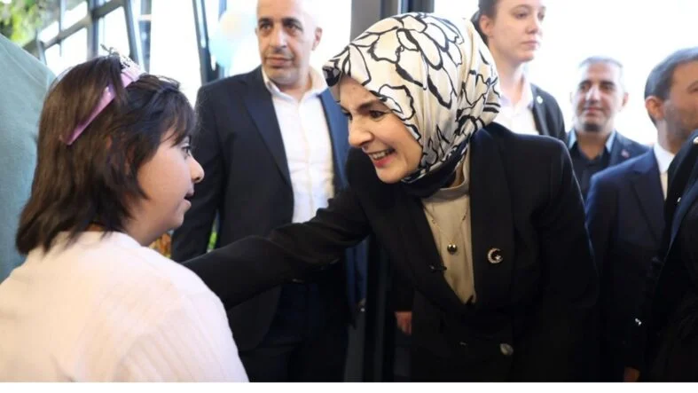 Aile Bakanı