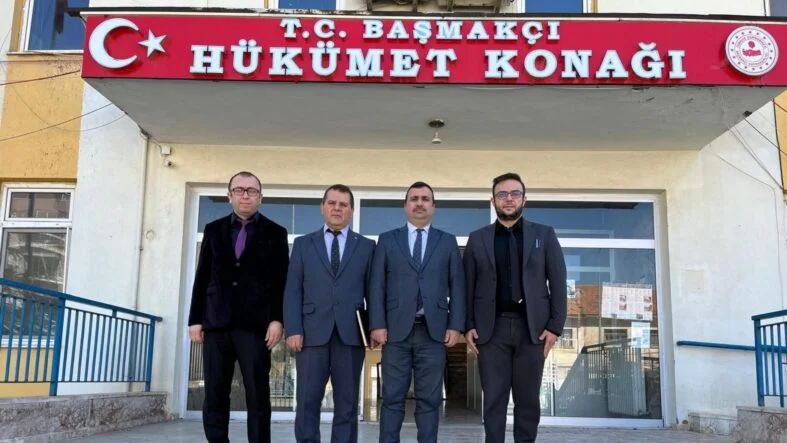 Müdür tanyeri