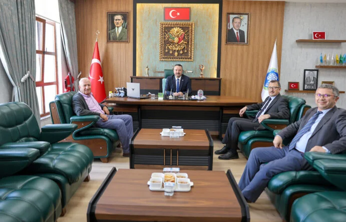 Sandıklı Belediye Başkanı Adnan Öztaş