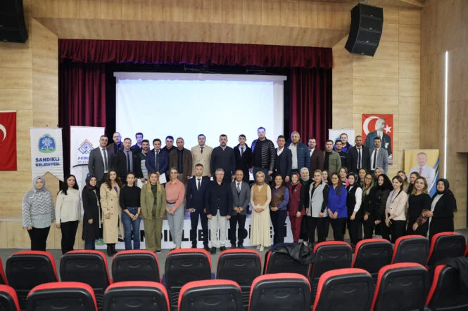 Sandıklı eğitim
