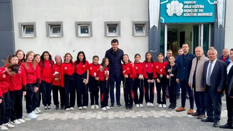 Taşoluklu sporcular