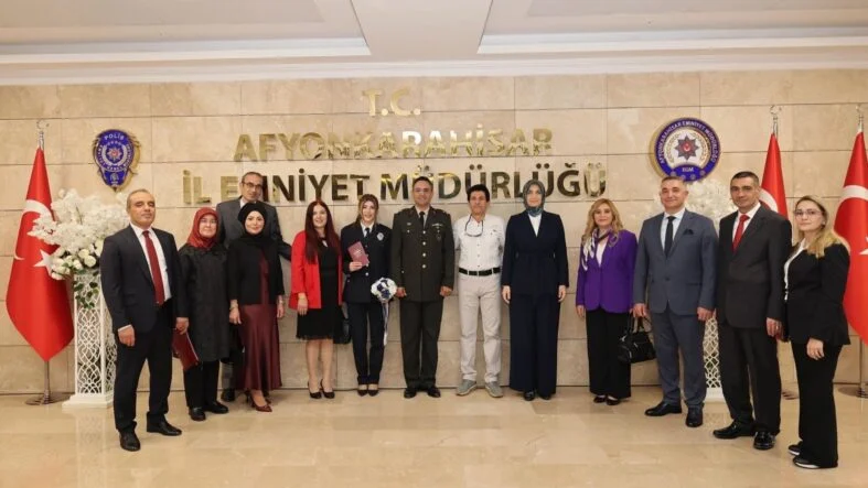 Vali Yiğitbaşı nikah şahidi oldu (2)
