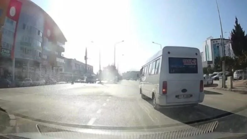 dolmuş şoförü