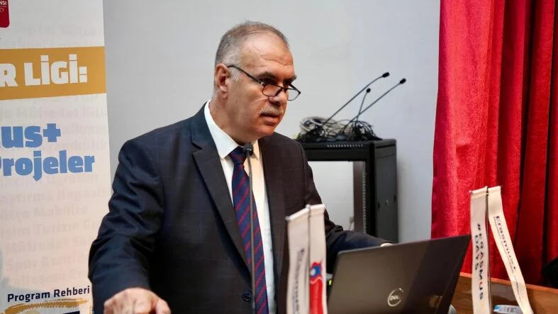 AKÜ Rektör Yardımcısı