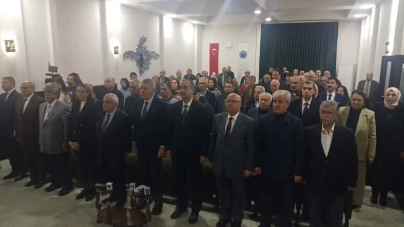 Atatürkçü Düşünce Derneği konferans