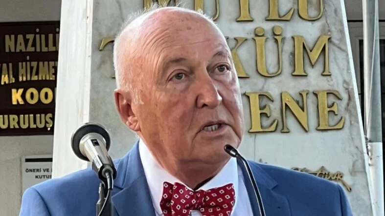 Övgün Ahmet Ercan
