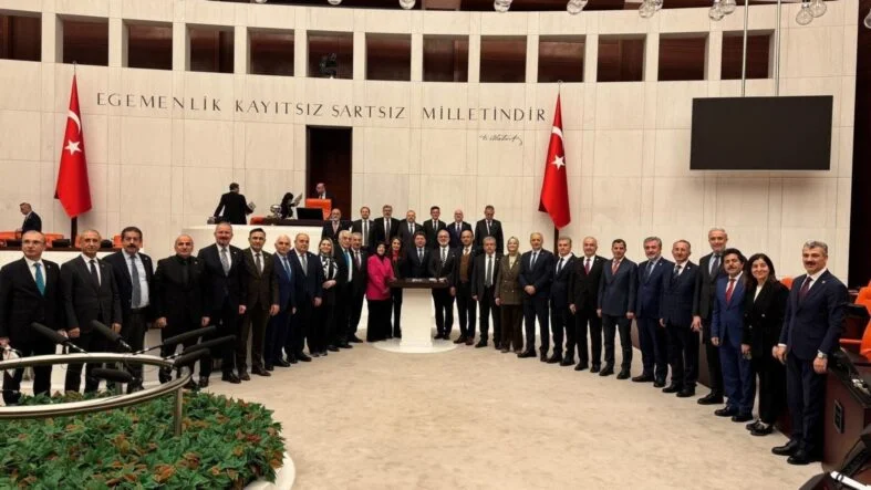 Adsız tasarım_20251218_233905_0000