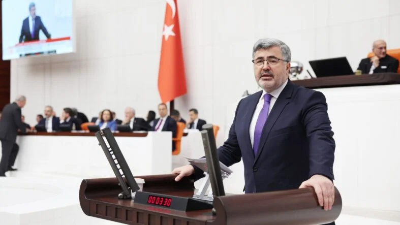 Ali Özkaya