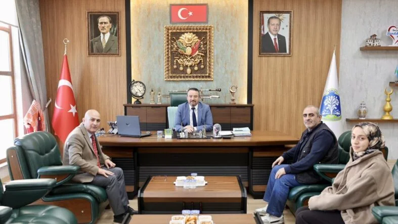 Bir başlık ekleyin (98)