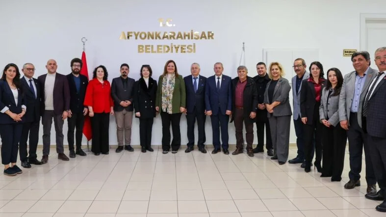 CHP Yönetimi Belediye Başkanı Köksal'a ziyaret