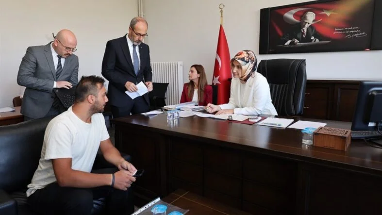 vali yiğitbaşı halk günü