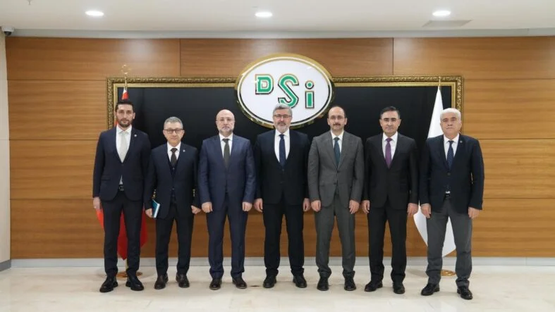 AK Parti Milletvekilleri DSİ