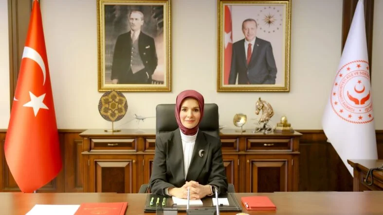 Aile ve Sosyal Hizmetler Bakanı