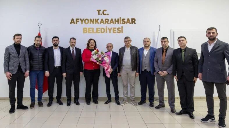 Belediye Başkanı Burcu Köksal