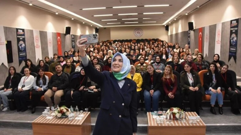 Diplomat Kampı