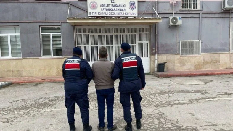 Jandarma aranan şahıslar