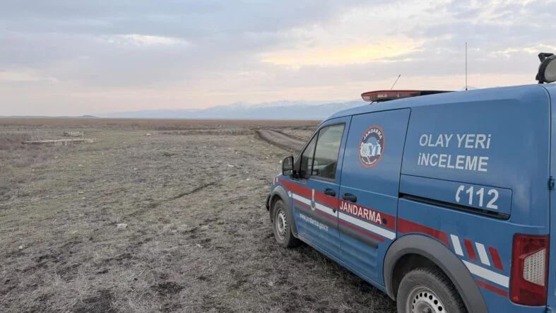 ava gittiği arkadaşını vurdu