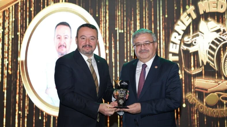 Adnan Öztaş