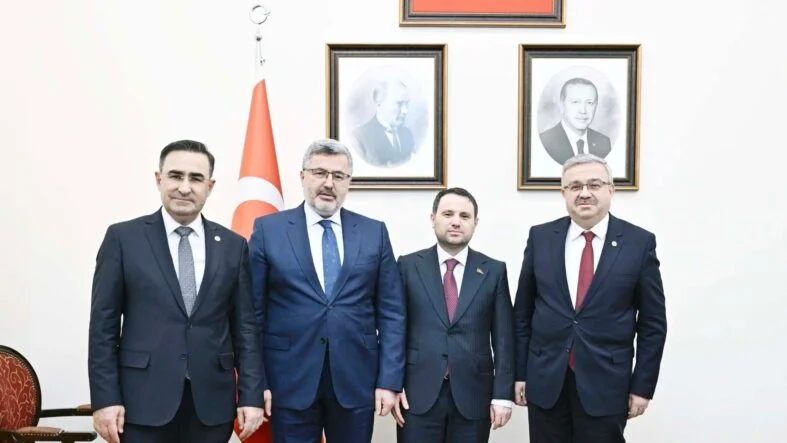 Milletvekilleri Bakan Gürlek