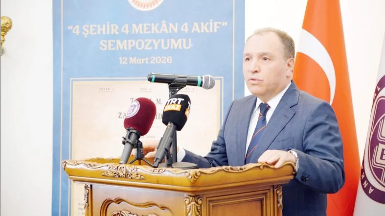 AKÜ Rektörü Mehmet Karakaş