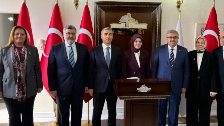 MANŞETT, (59)