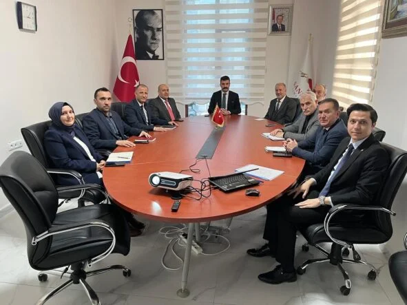 Sandıklı Akran nezaketi
