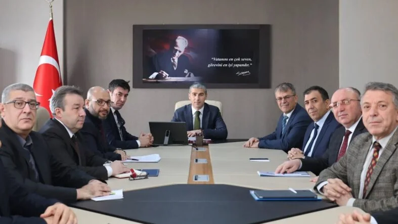 Vali Aktaş