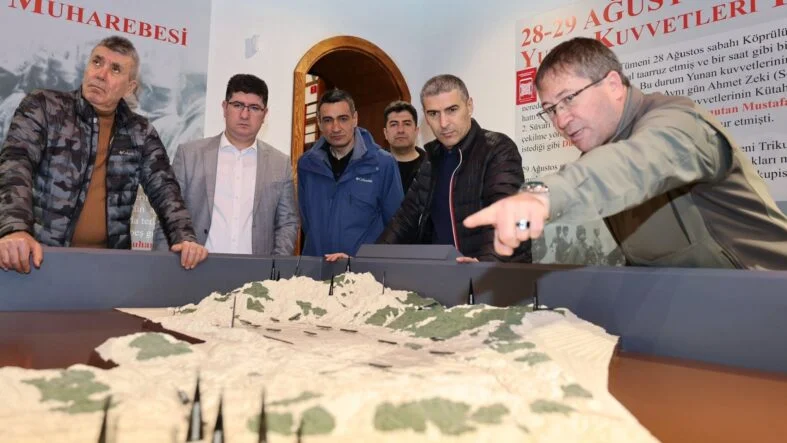 Vali ziyaret