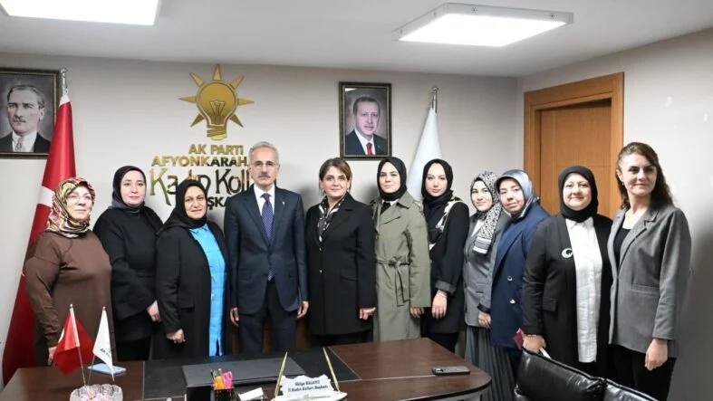AK PArti İl başkanlığı ziyaret