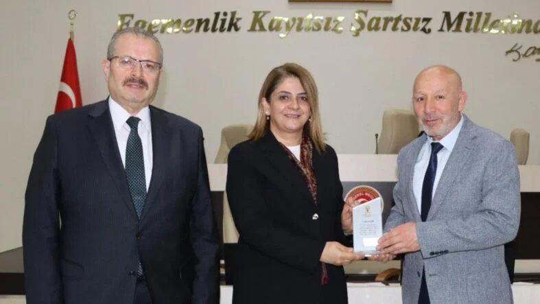 AK Parti Kadın Kolları