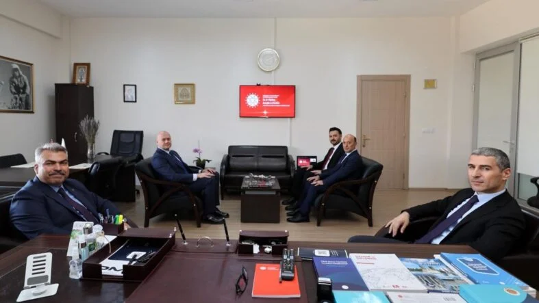 Vali ziyaret