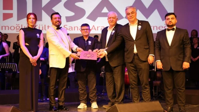 Aksam